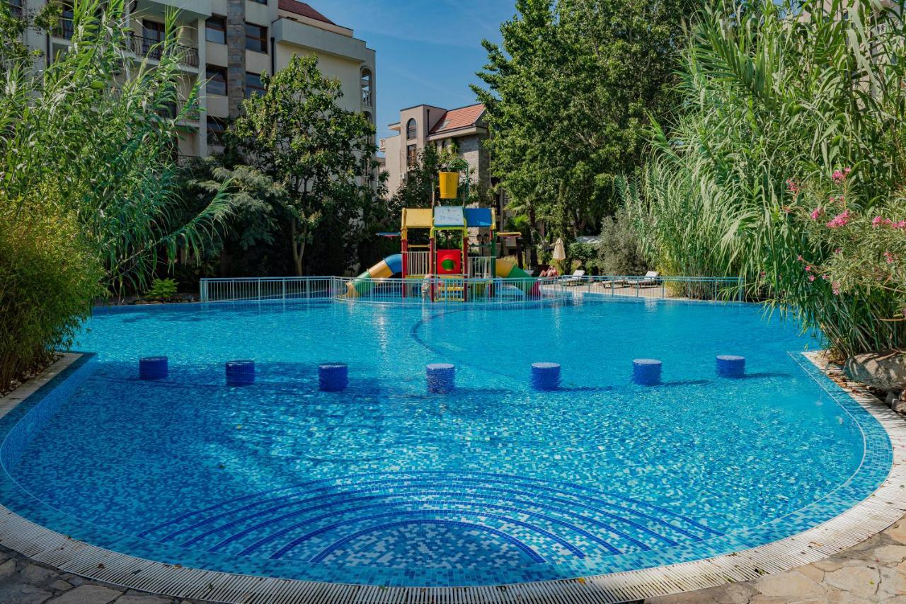 Menada Apartments In Cascadas Slantschew brjag Exterior foto